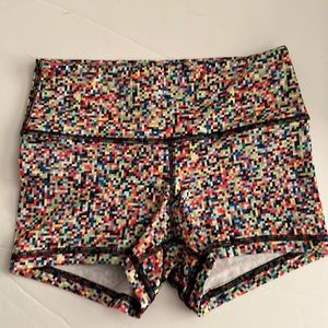 EUC, XS FLEO shorts, DNDL collab Pixelated OG